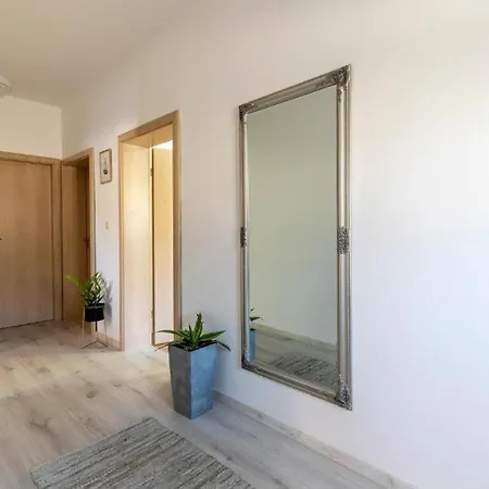 With Parking Space Bibinje, Zadar - 23143 Apartman *