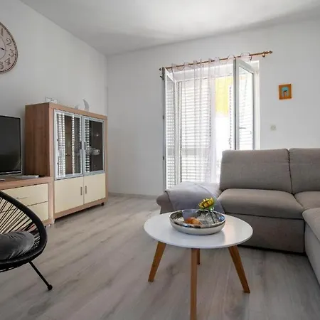 With Parking Space Bibinje, Zadar - 23143 *