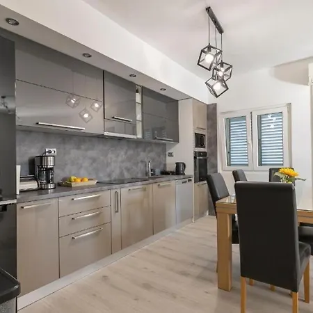 With Parking Space Bibinje, Zadar - 23143 * بيبينيا