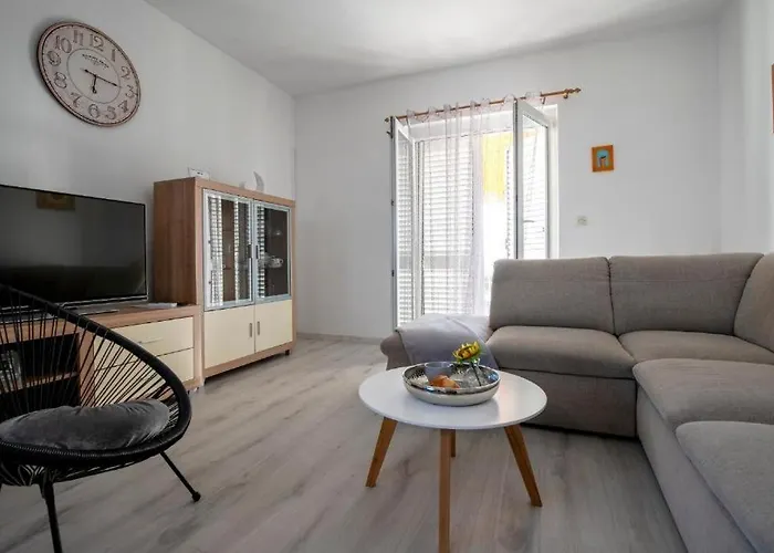 With Parking Space Bibinje, Zadar - 23143 *