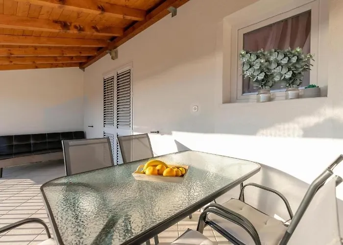 Apartamento With Parking Space Bibinje, Zadar - 23143 Bibinje